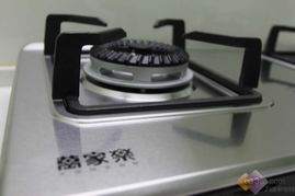 萬家樂QM16燃氣灶評測 一年整機保修，雙分氣盤引領節能科技新風尚